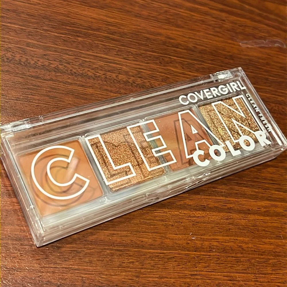 COVERGIRL clean fresh